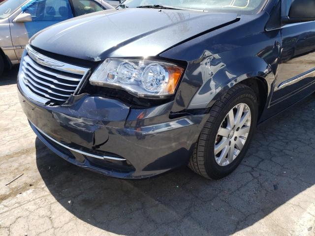 Photo 9 from auction – 2013 CHRYSLER TOWN & COU with VIN 2C4RC1BG5DR706584