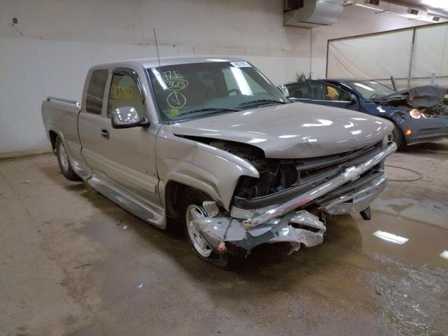 CHEVROLET SILVERADO 1999 with VIN 2GCEC19V0X1227138 - Photo from auction