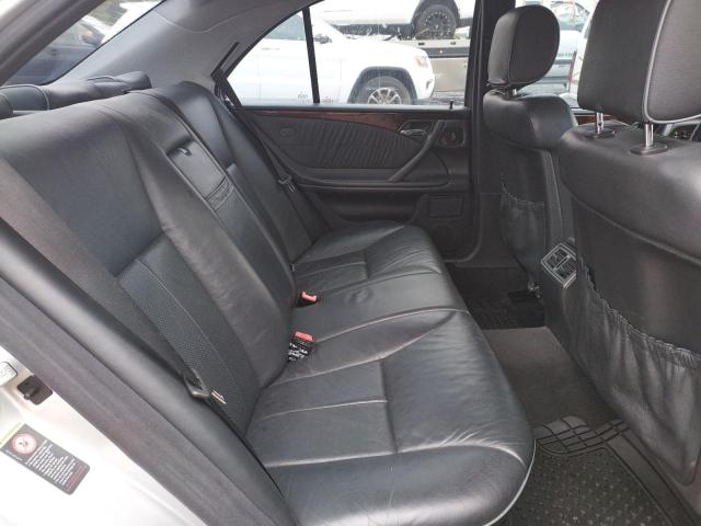 Photo 6 from auction – 2002 MERCEDES-BENZ E 320 with VIN WDBJF65J92B415072