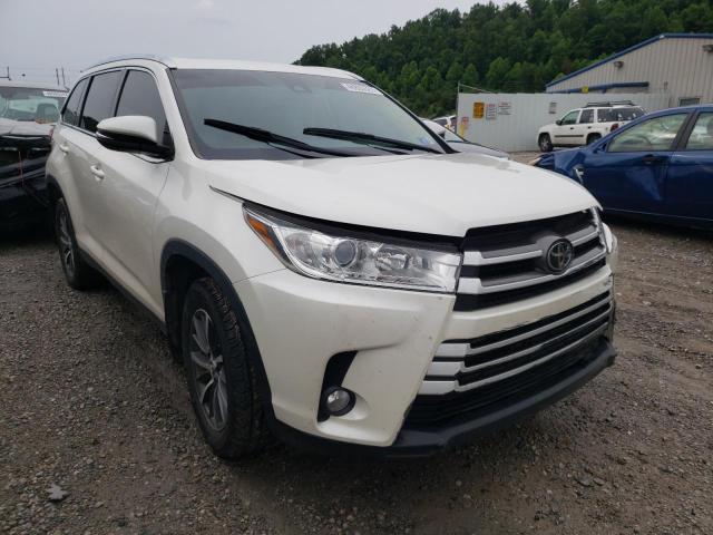 TOYOTA HIGHLANDER 2019 with VIN 5TDJZRFH8KS580304 - Photo from auction
