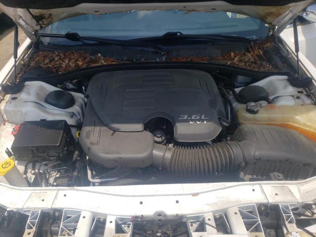 Photo 7 from auction – 2011 CHRYSLER 300 LIMITE with VIN 2C3CA5CG4BH559084