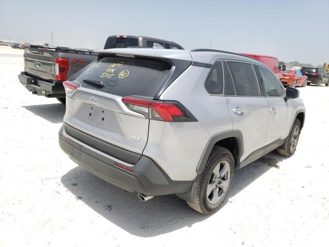 Photo 4 from auction – 2022 TOYOTA RAV4 XLE with VIN 2T3W1RFV5NC189845