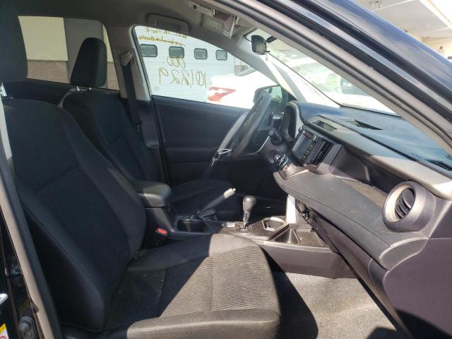 Photo 5 from auction – 2017 TOYOTA RAV4 LE with VIN 2T3BFREV8HW580928