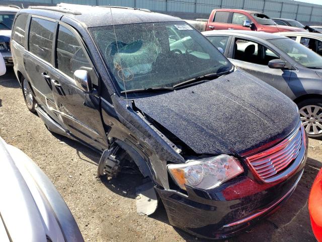 CHRYSLER TOWN & COU 2015 with VIN 2C4RC1CG4FR562110 - Photo from auction