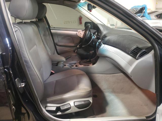 Photo 5 from auction – 2005 BMW 325 XI with VIN WBAEU33445PR19988