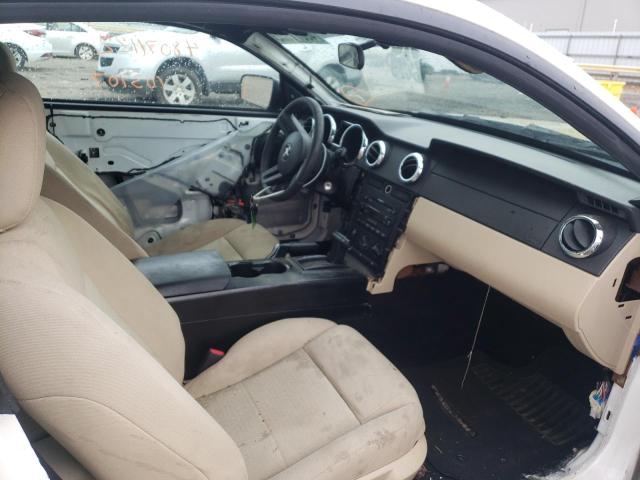 Photo 5 from auction – 2005 FORD MUSTANG with VIN 1ZVFT80N855179150