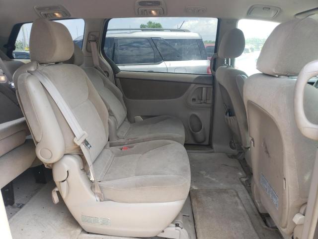 Photo 6 from auction – 2004 TOYOTA SIENNA CE with VIN 5TDZA23C24S137515