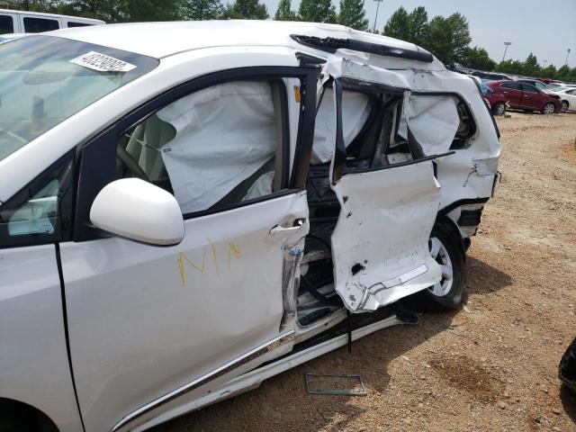 Photo 9 from auction – 2013 TOYOTA SIENNA LE with VIN 5TDKK3DC5DS401393