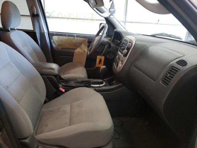 Photo 5 from auction – 2005 FORD ESCAPE XLT with VIN 1FMYU03175KD87780