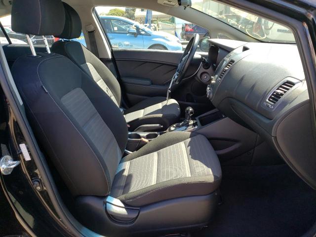 Zdjęcie 5 z aukcji – 2017 KIA FORTE LX z VIN 3KPFL4A76HE028649