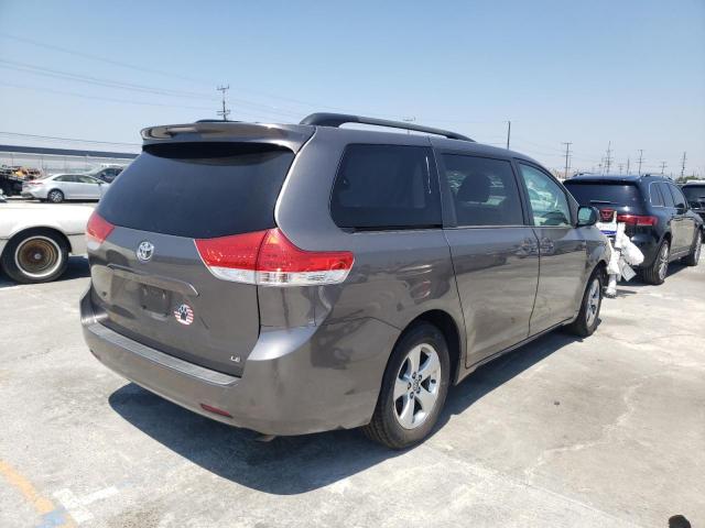 Photo 4 from auction – 2014 TOYOTA SIENNA LE with VIN 5TDKK3DCXES478858