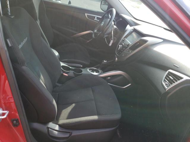 Photo 5 from auction – 2017 HYUNDAI VELOSTER with VIN KMHTC6AD3HU317943