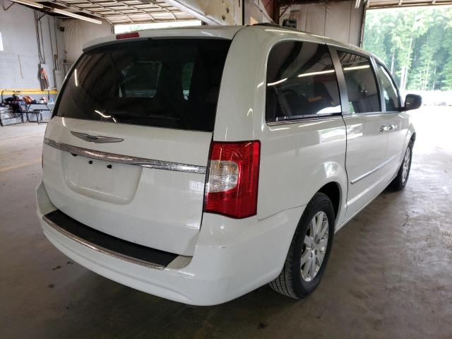 Photo 4 from auction – 2015 CHRYSLER TOWN & COU with VIN 2C4RC1BG9FR740465