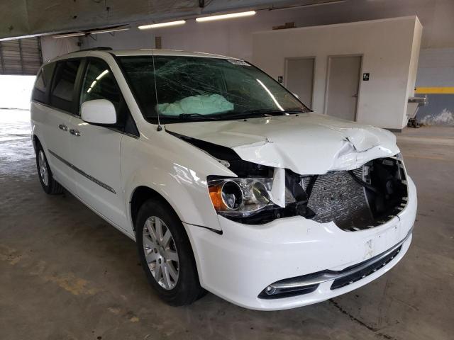 Photo 1 from auction – 2015 CHRYSLER TOWN & COU with VIN 2C4RC1BG9FR740465