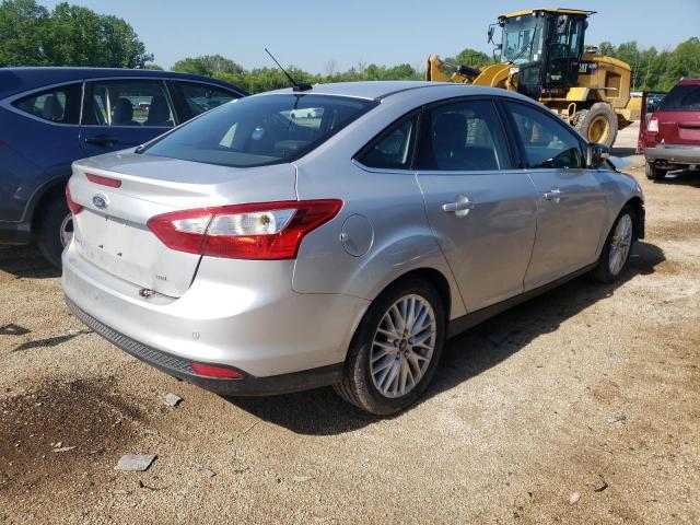 Photo 4 from auction – 2012 FORD FOCUS SEL with VIN 1FAHP3H25CL348567