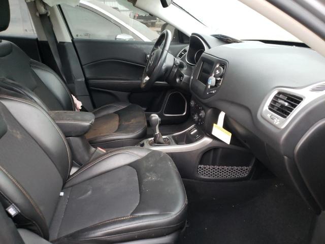 Photo 5 from auction – 2019 JEEP COMPASS LA with VIN 3C4NJCBBXKT820000