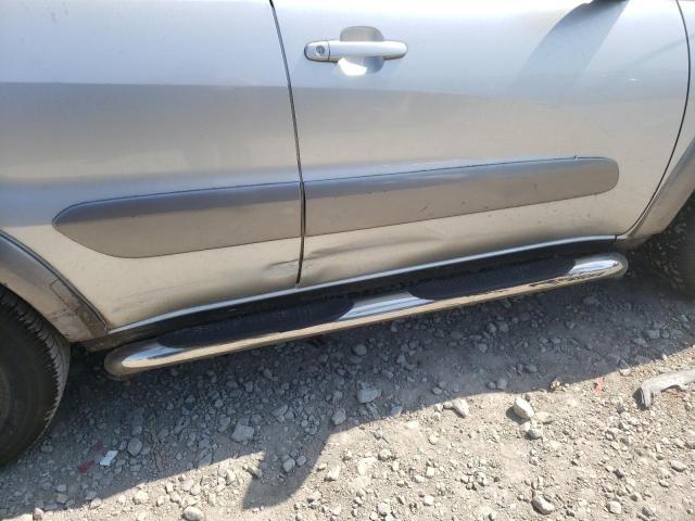 Photo 9 from auction – 2004 TOYOTA RAV4 with VIN JTEGD20V440015533