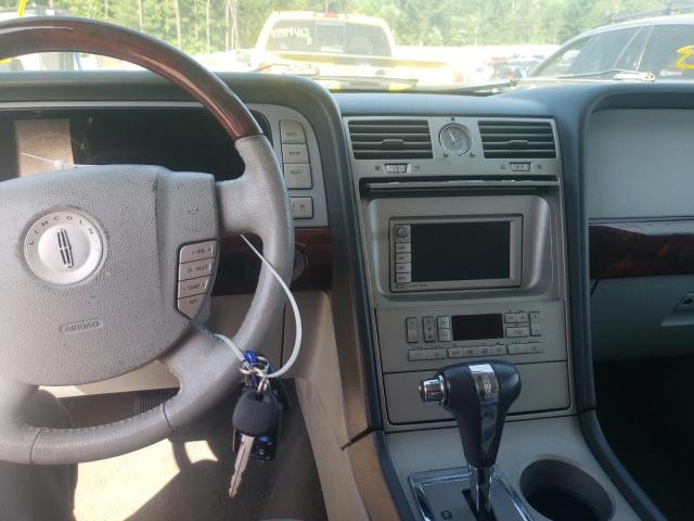 Photo 9 from auction – 2005 LINCOLN NAVIGATOR with VIN 5LMFU28535LJ05219
