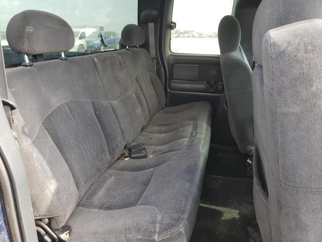 Photo 6 from auction – 2002 CHEVROLET SILVERADO with VIN 2GCEC19VX21185764