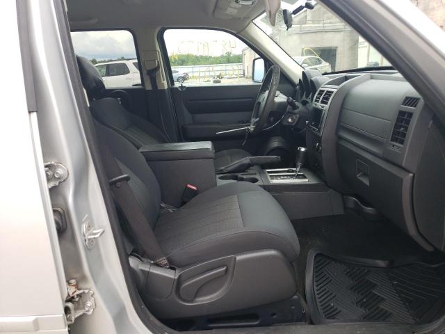 Photo 5 from auction – 2011 DODGE NITRO HEAT with VIN 1D4PU4GK4BW604414
