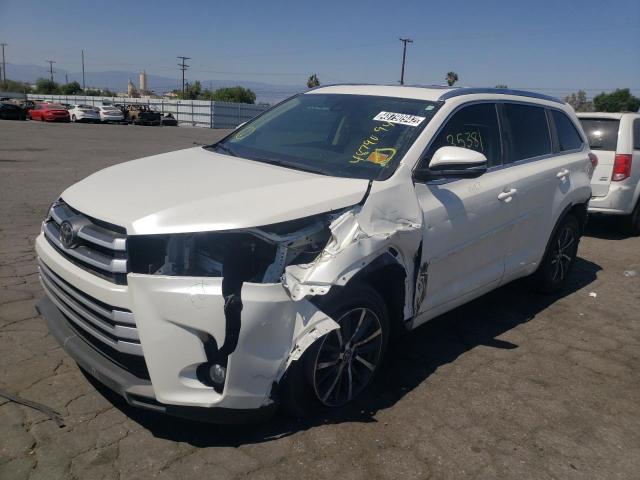Photo 2 from auction – 2017 TOYOTA HIGHLANDER with VIN 5TDKZRFH6HS512032