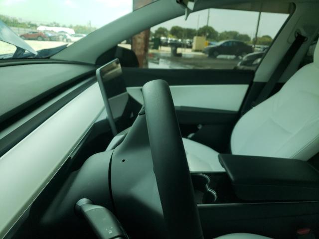 Photo 8 from auction – 2021 TESLA MODEL Y with VIN 5YJYGDEE7MF071679