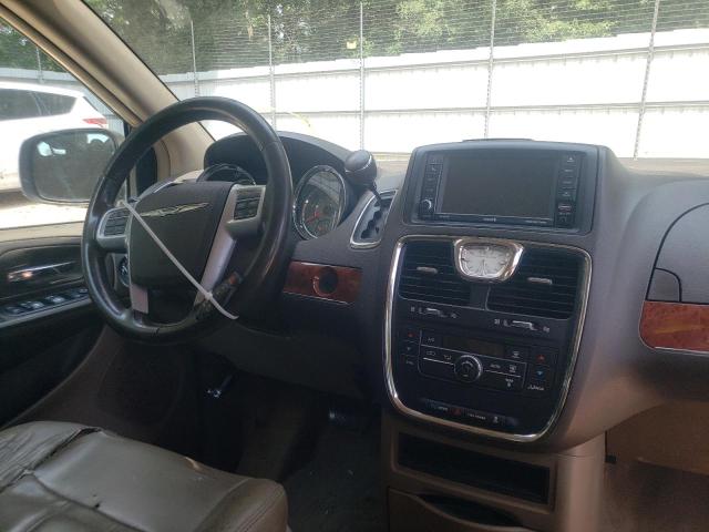 Photo 9 from auction – 2013 CHRYSLER TOWN & COU with VIN 2C4RC1BG0DR744336