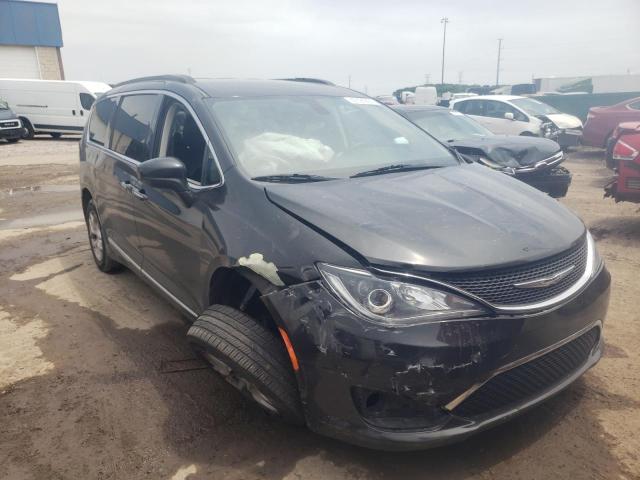 CHRYSLER PACIFICA T 2017 with VIN 2C4RC1BG8HR816096 - Photo from auction