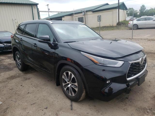 TOYOTA HIGHLANDER 2022 with VIN 5TDGZRBH7NS195577 - Photo from auction
