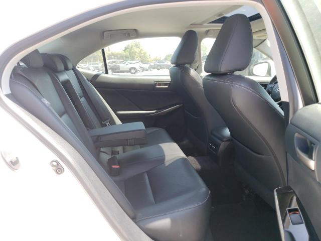 Photo 6 from auction – 2018 LEXUS IS 300 with VIN JTHBA1D29J5070901