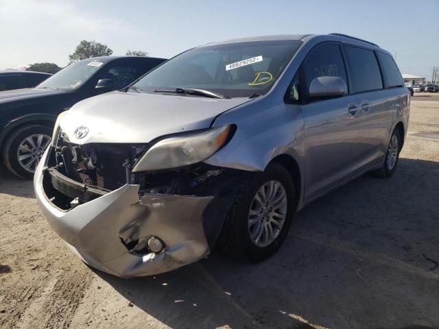 Photo 2 from auction – 2011 TOYOTA SIENNA XLE with VIN 5TDYK3DC7BS146804