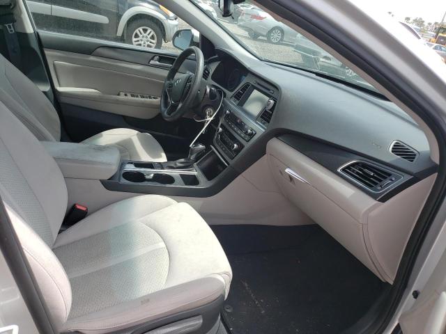 Photo 5 from auction – 2016 HYUNDAI SONATA SPO with VIN 5NPE34AF6GH434167