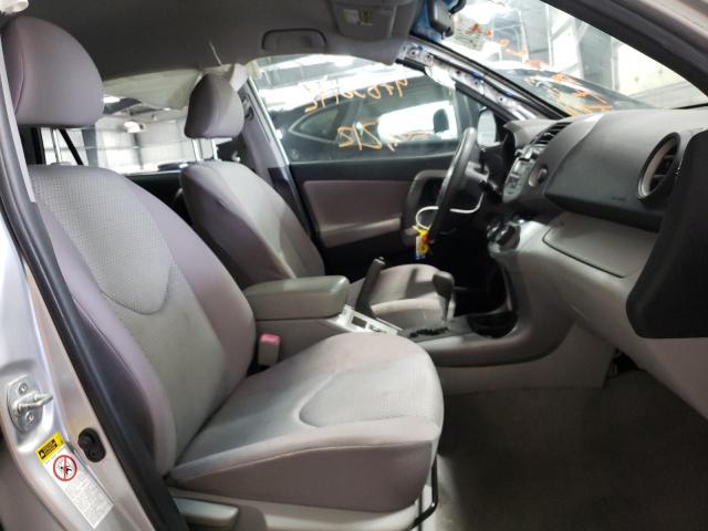 Photo 5 from auction – 2006 TOYOTA RAV4 with VIN JTMZK33V266002171