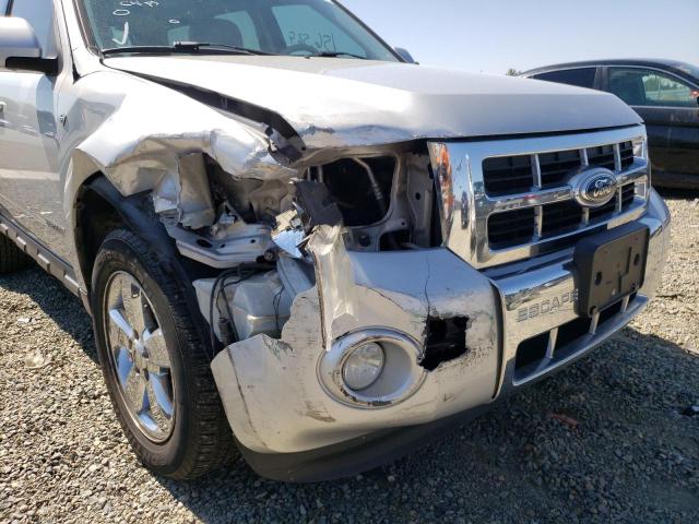 Photo 9 from auction – 2008 FORD ESCAPE LIM with VIN 1FMCU04158KC63696