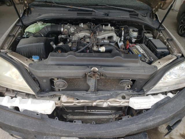 Photo 7 from auction – 2004 KIA SORENTO EX with VIN KNDJC733245308953