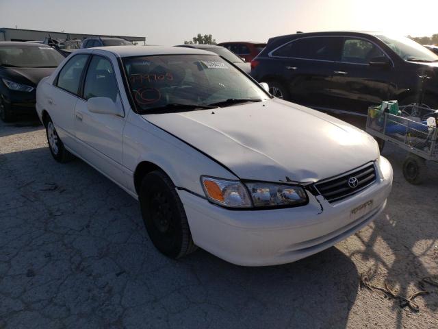 Photo 1 from auction – 2000 TOYOTA CAMRY CE with VIN 4T1BG22K2YU999705