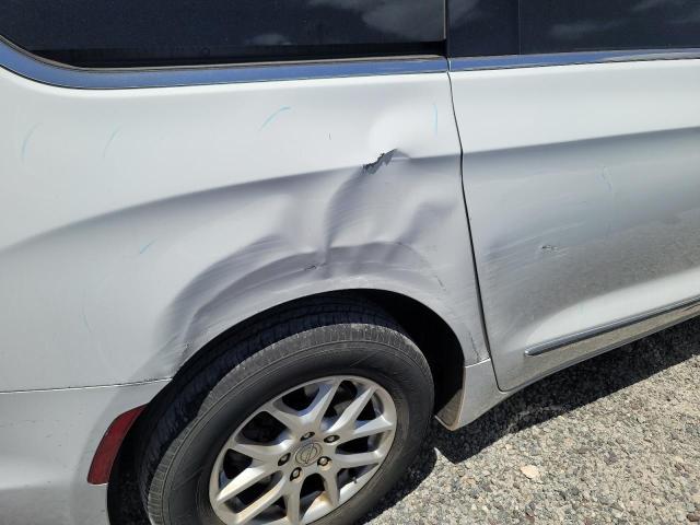Photo 9 from auction – 2020 CHRYSLER PACIFICA T with VIN 2C4RC1BG8LR112330