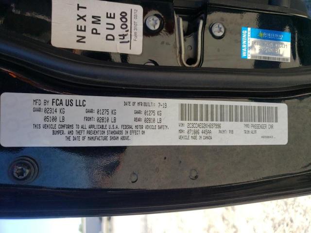 Photo 10 from auction – 2019 CHRYSLER 300 LIMITE with VIN 2C3CCAEG2KH697996