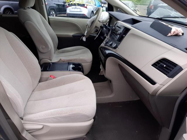Photo 5 from auction – 2011 TOYOTA SIENNA LE with VIN 5TDKK3DC3BS083755