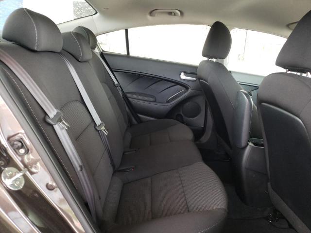 Photo 6 from auction – 2018 KIA FORTE LX with VIN 3KPFK4A70JE164929
