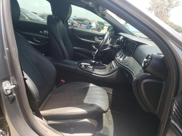 Photo 5 from auction – 2018 MERCEDES-BENZ E 300 with VIN WDDZF4JB4JA396318