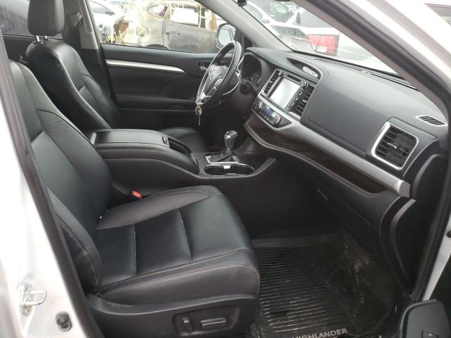 Photo 5 from auction – 2019 TOYOTA HIGHLANDER with VIN 5TDJZRFH3KS596328