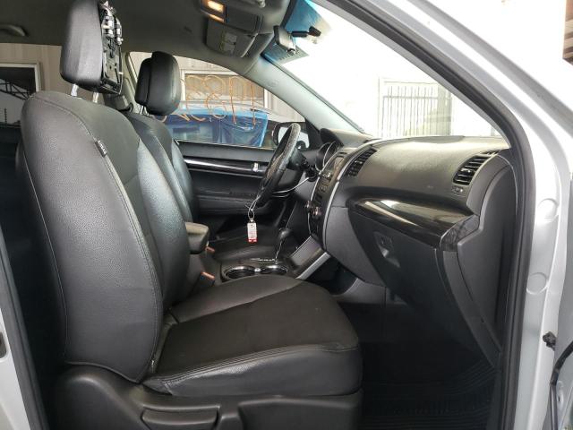 Photo 5 from auction – 2012 KIA SORENTO EX with VIN 5XYKU3A65CG305820