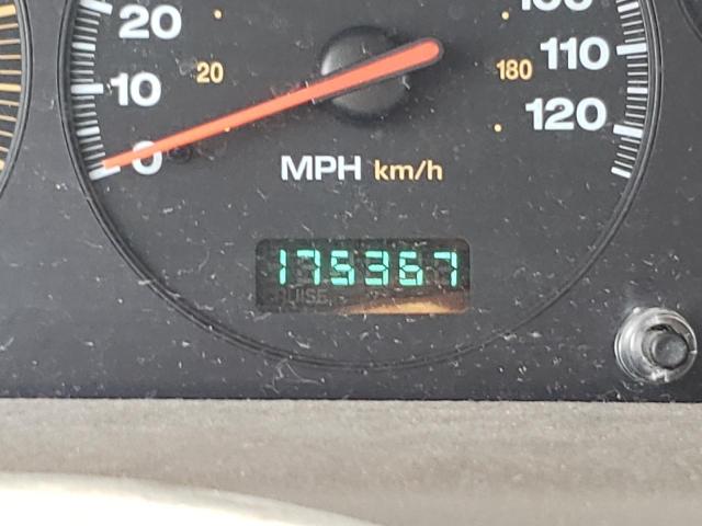 Photo 8 from auction – 2000 JEEP GRAND CHER with VIN 1J4GW58N4YC405647