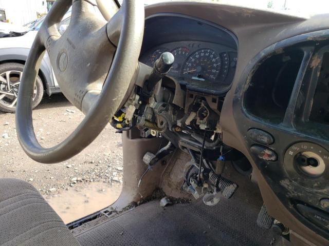 Photo 10 from auction – 2001 TOYOTA TUNDRA ACC with VIN 5TBBT44121S142450
