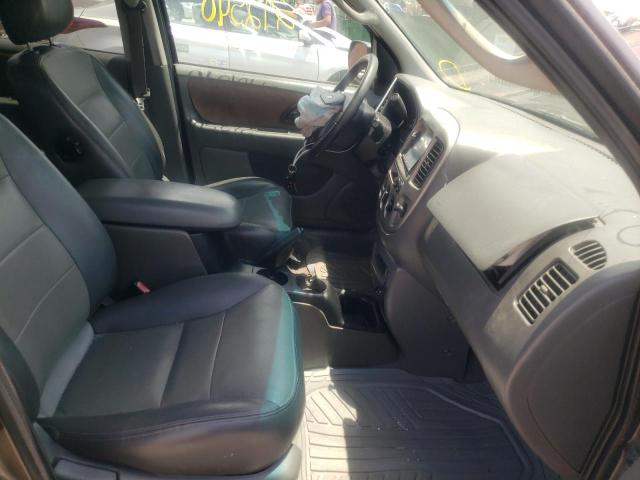 Photo 5 from auction – 2003 FORD ESCAPE XLT with VIN 1FMYU93103KA69744