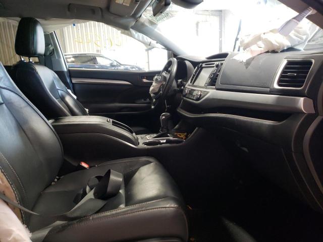 Photo 5 from auction – 2019 TOYOTA HIGHLANDER with VIN 5TDJZRFH5KS981857