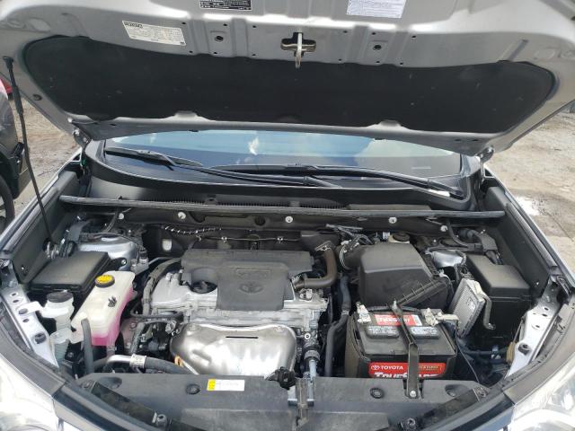 Photo 7 from auction – 2017 TOYOTA RAV4 XLE with VIN 2T3WFREV1HW365036