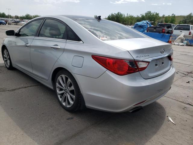 Photo 3 from auction – 2013 HYUNDAI SONATA SE with VIN 5NPEC4AB1DH569985