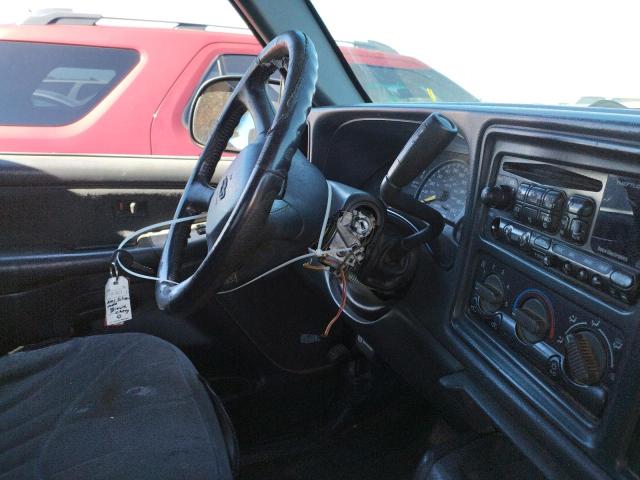 Photo 9 from auction – 2001 CHEVROLET SILVERADO with VIN 1GCHC29U21E225150